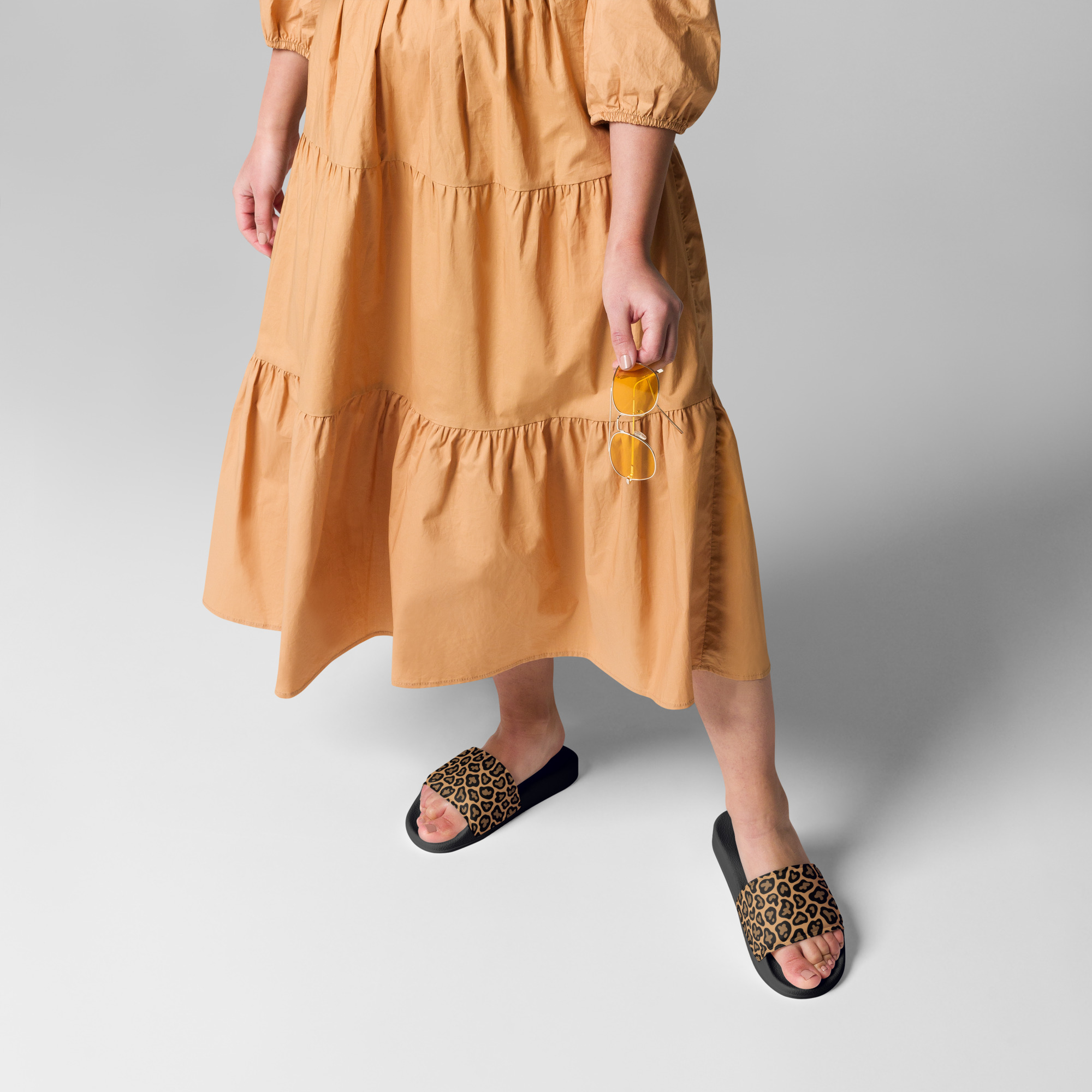 Bugzy Milan Women's slides - Image 2