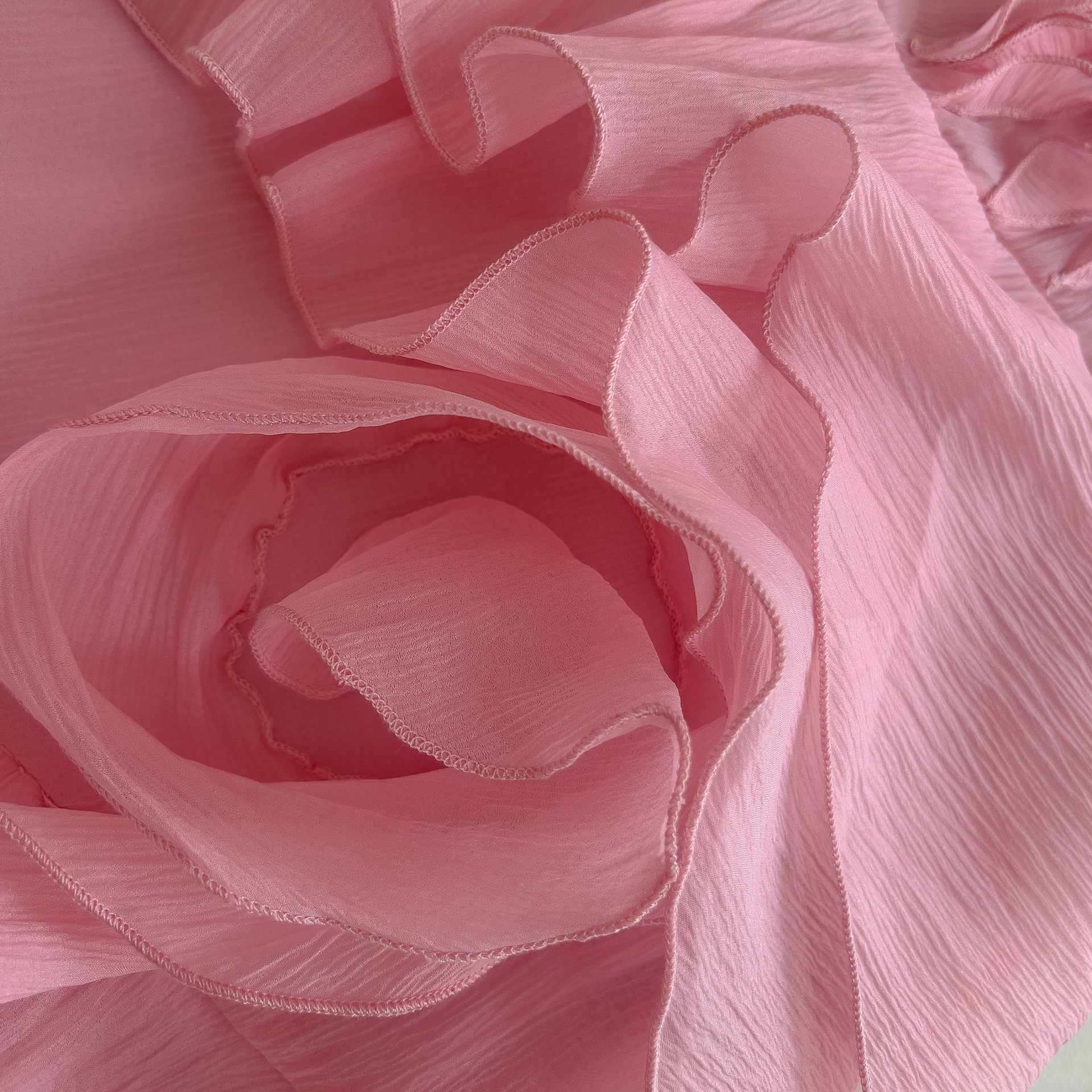 French Light Luxury V-Neck Ruffle Waist Slim-Fit Dress - Image 4